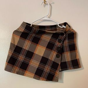 Women’s plaid skort